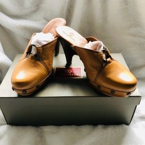 Nearly New Cole Haan Clogs